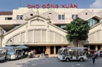 Dong Xuan Market: A Shopping Paradise in Hanoi’s Heart